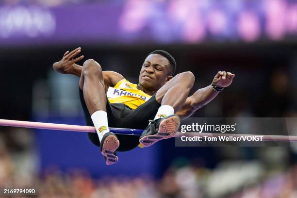 Séverin franchi la barre au concours de saut en hauteur des Jeux Paralympiques de Paris 2024